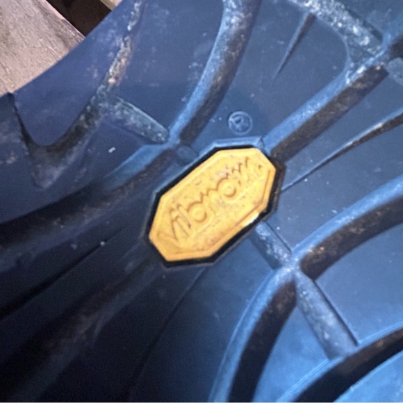 Men’s Chaco Vibram Sandals - Picture 5 of 5